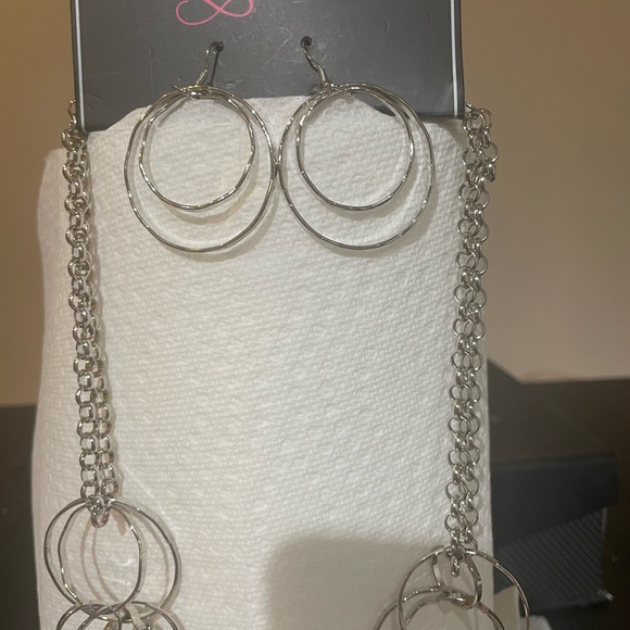 Paparazzi jewelry - Picture 3 of 3